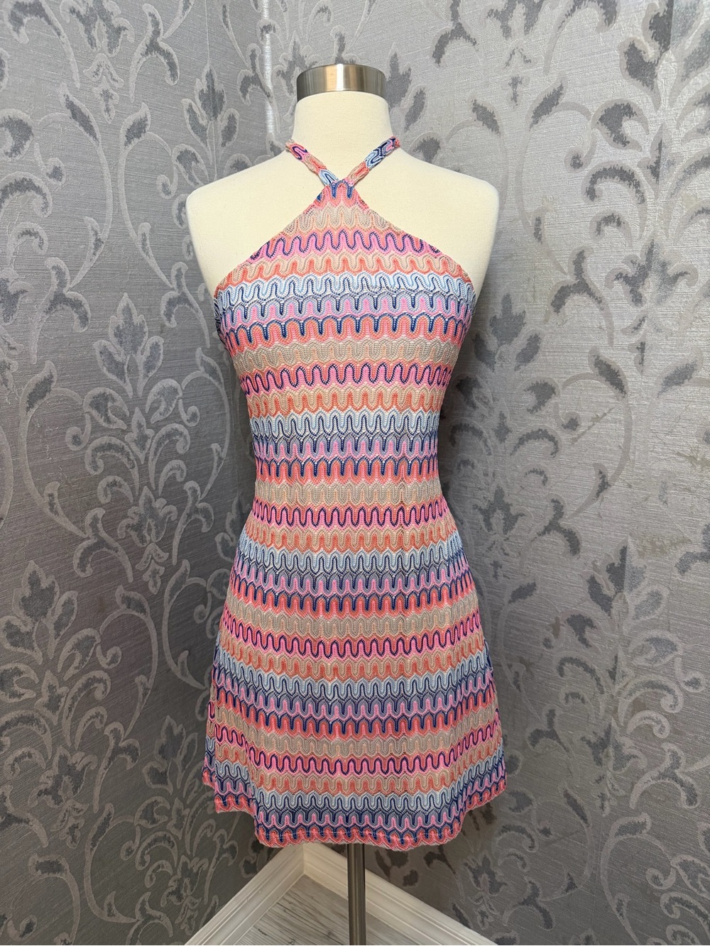 H&M Pink Blue Cream Wave Halter Mini Dress